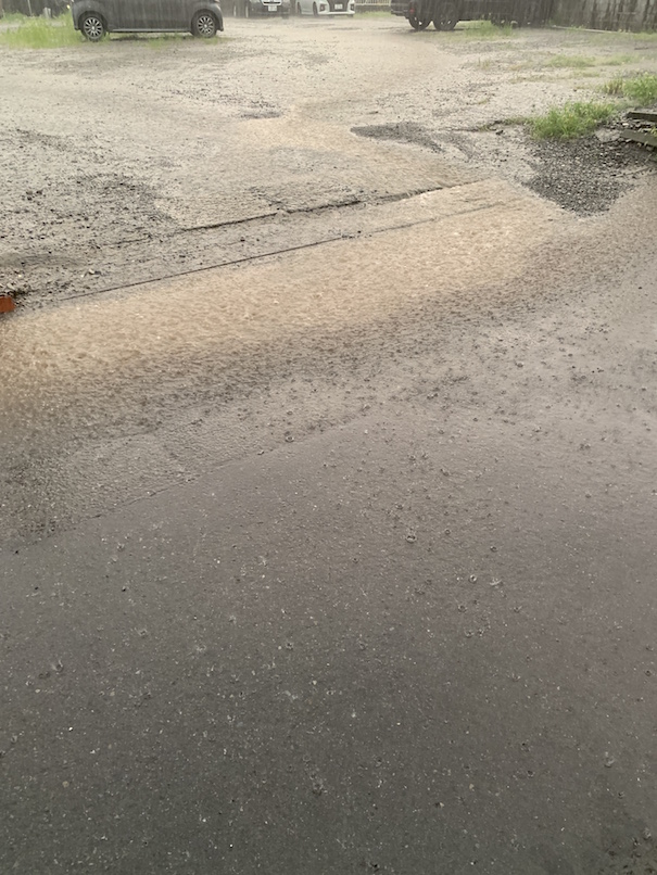 真夏の通り雨